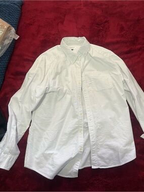 American Eagle Outfitters White Button-Down Oxford Shirt